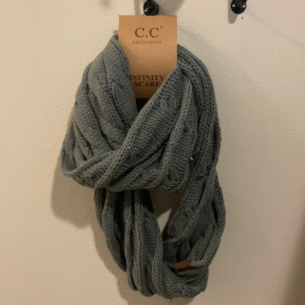 Grey scarf